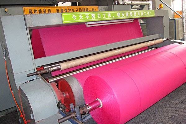 Making non woven fabric for packaging