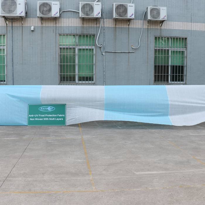 Super breites pp. Nichtgewebtes Gewebe mit Anti-UV-Altern-Widerstand in Foshan-Fabrik